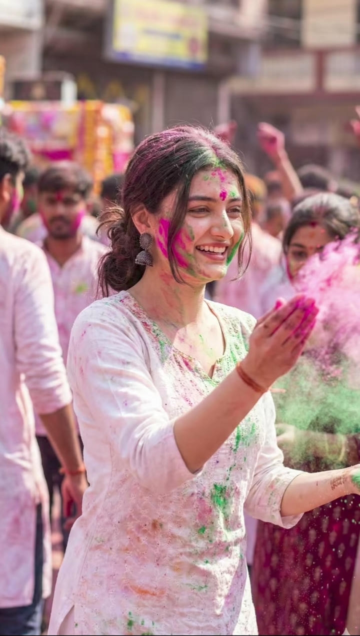 Holi Festival Smiling Girl Image