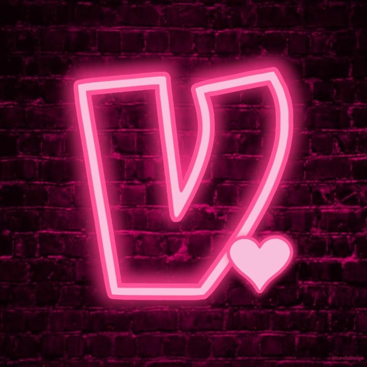 Love WhatsApp V Name DP 4K