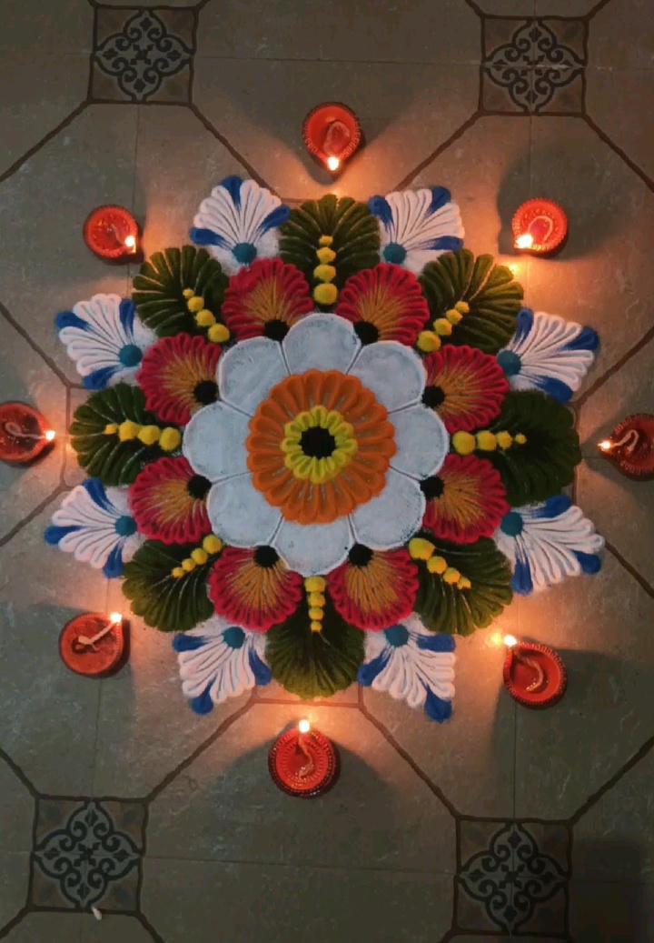 round rangoli kolam