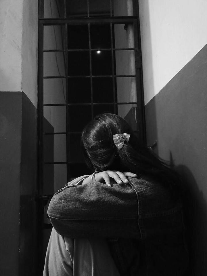 alone sad love dp