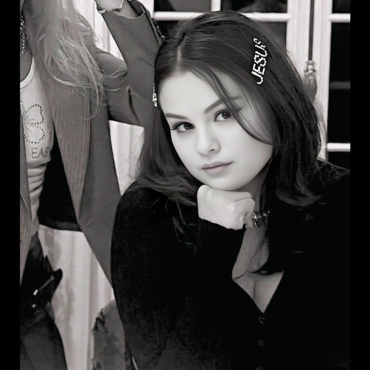 attitude girl dp black aesthetic