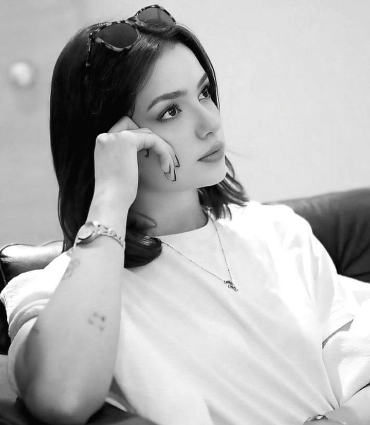 attitude girl dp full HD
