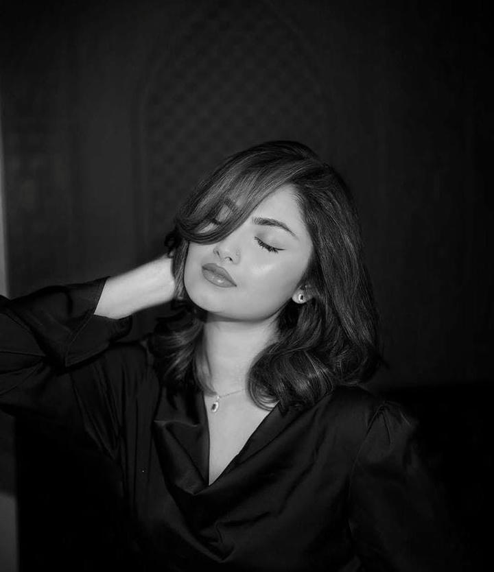attitude girls dp black