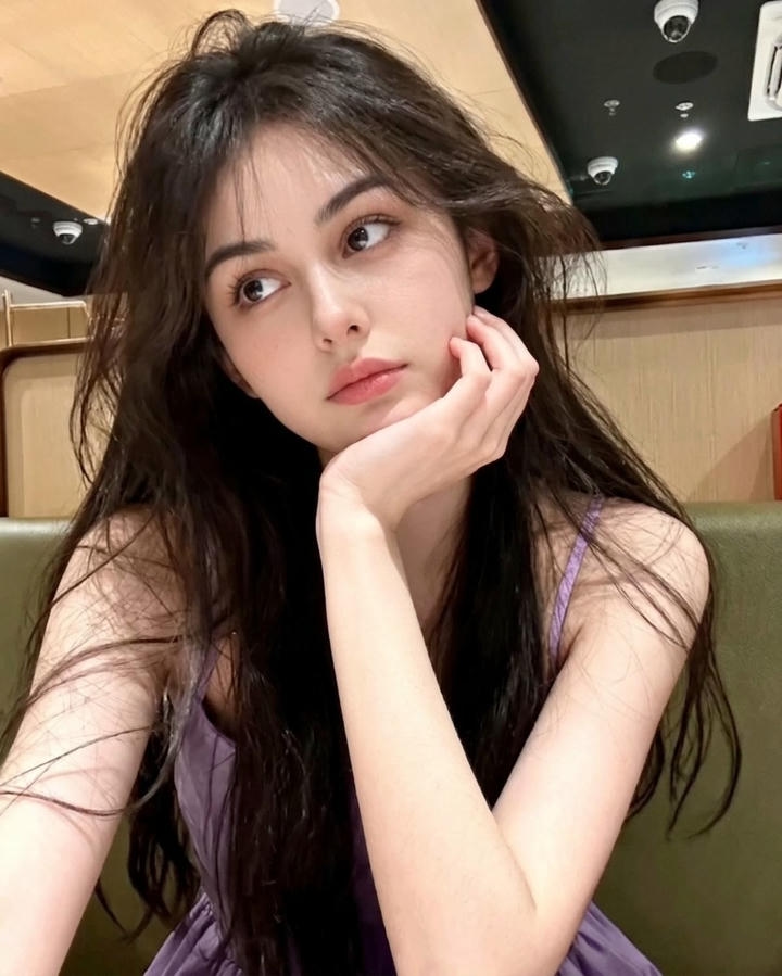 cute girl pic for dp alone